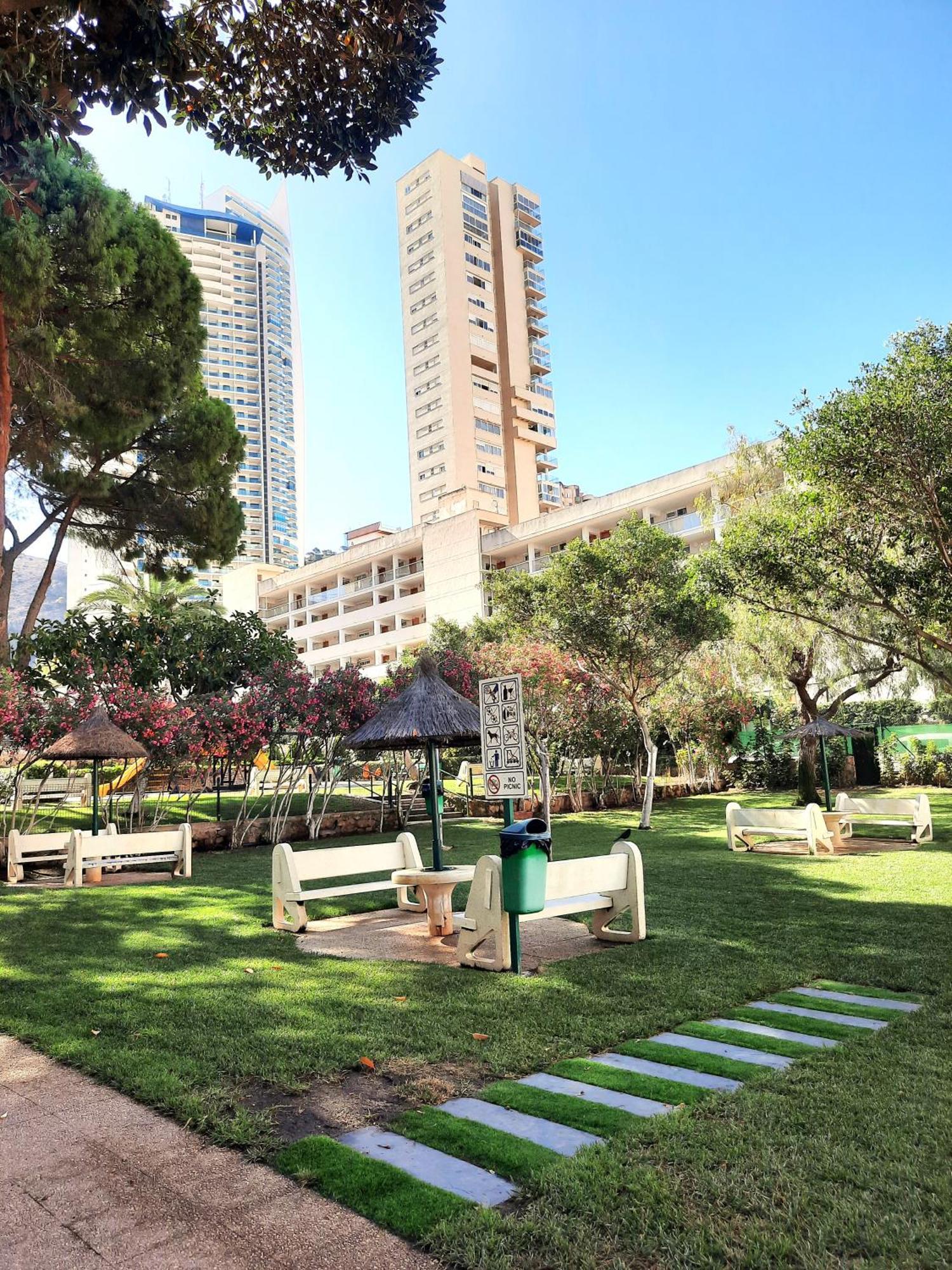 Playmon Holiday Apartment Benidorm Luaran gambar